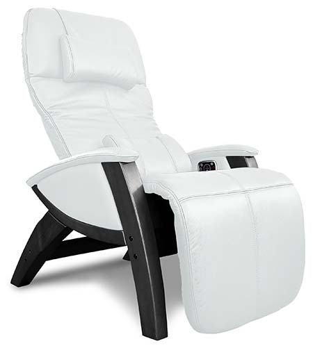 An image of Svago Zero Gravity Recliner in Ivory color.