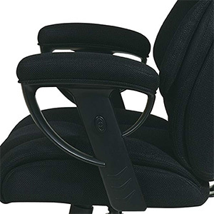 Ergonomic armrests of the Office Star Worksmart Big and Tall Mesh Executive Chair
