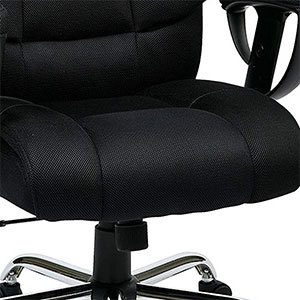 Waterfall-edge style seat of the Office Star Big Man’s Executive Mesh Chair