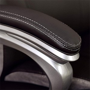 Armrest Image View of Serta Big and Tall Smart Layers Tranquility 