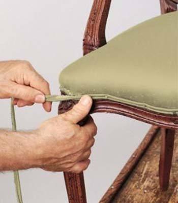 How to Reupholster a Chair Seat With Piping 